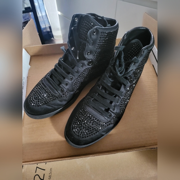 Authentic Gucci Nero Black Shoes 338947 KLW10 G39(High Top)